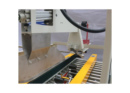 Automatic Folding and Four Sides & Corners Sealing Machine  GPC-50 + GPG-50